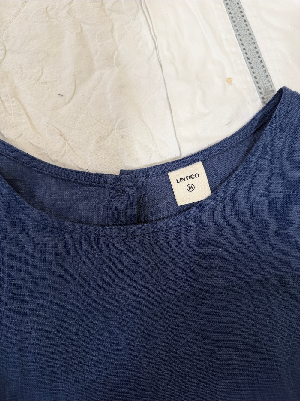 Blue Textured Midi Dress with Gathered Waist - Picture 7 of 10